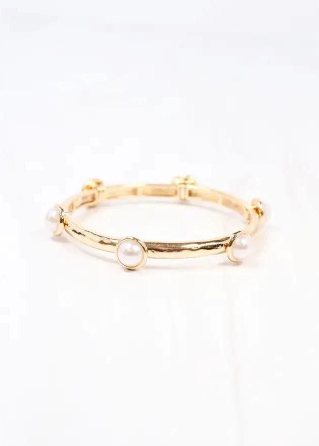 Caroline Hill: Mona Pearl Stretch Bracelet Gold