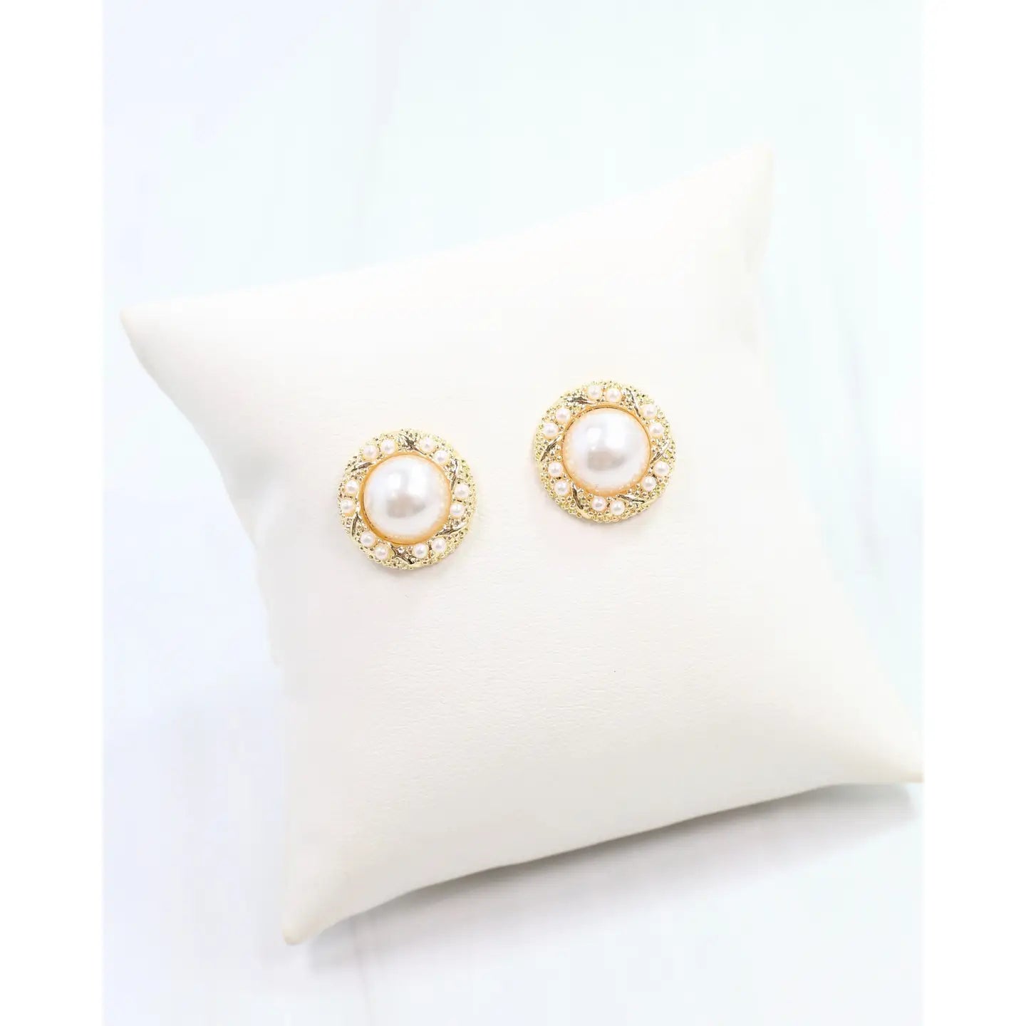 Caroline Hill: Raize Embellished Pearl Earring Gold
