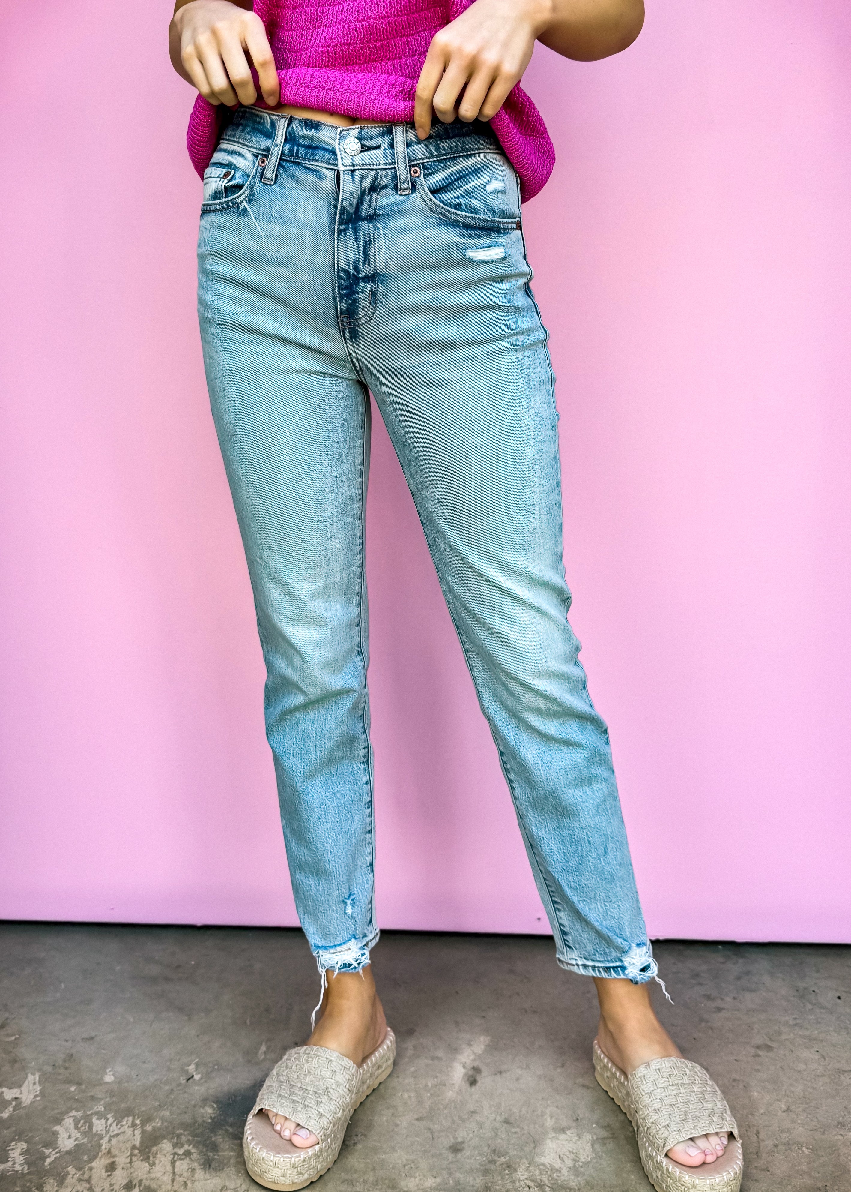 Daze Denim: Straight Up High Rise, High Key