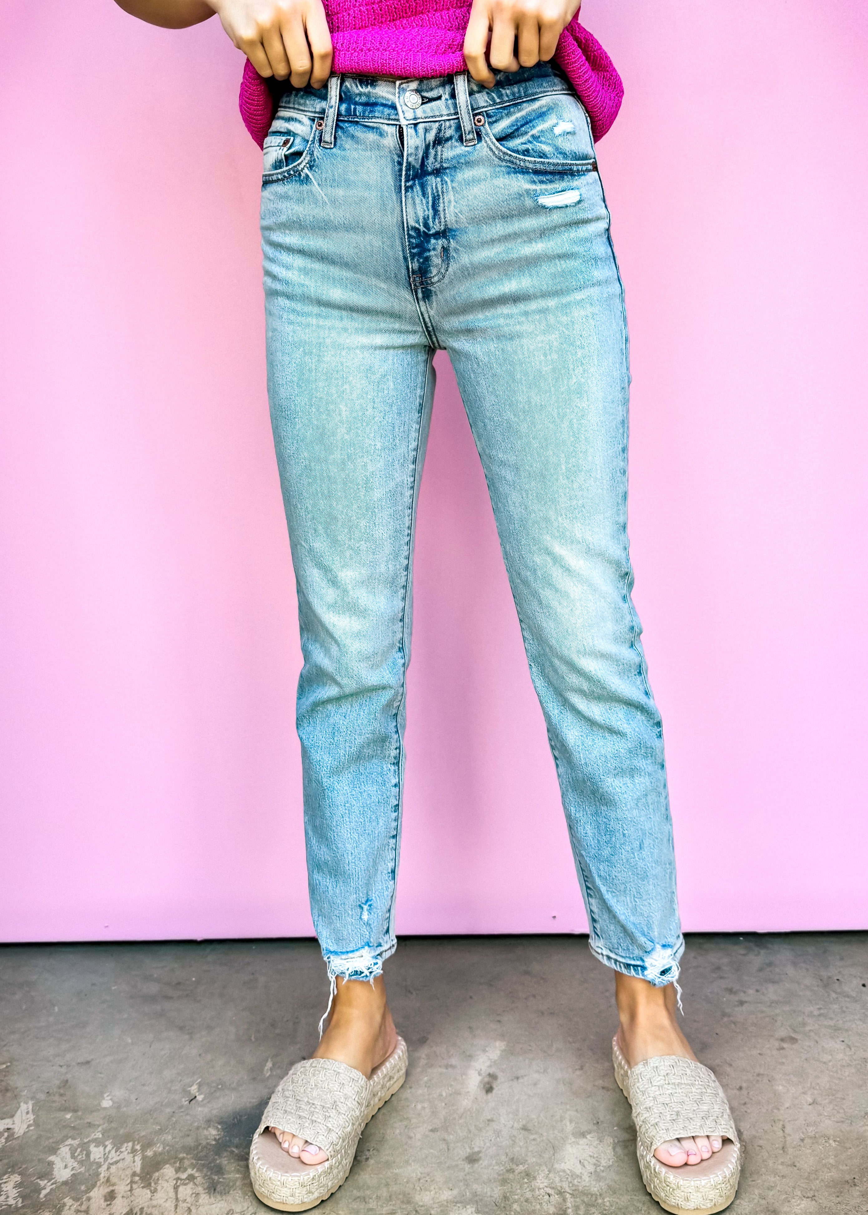 Daze Denim: Straight Up High Rise, High Key