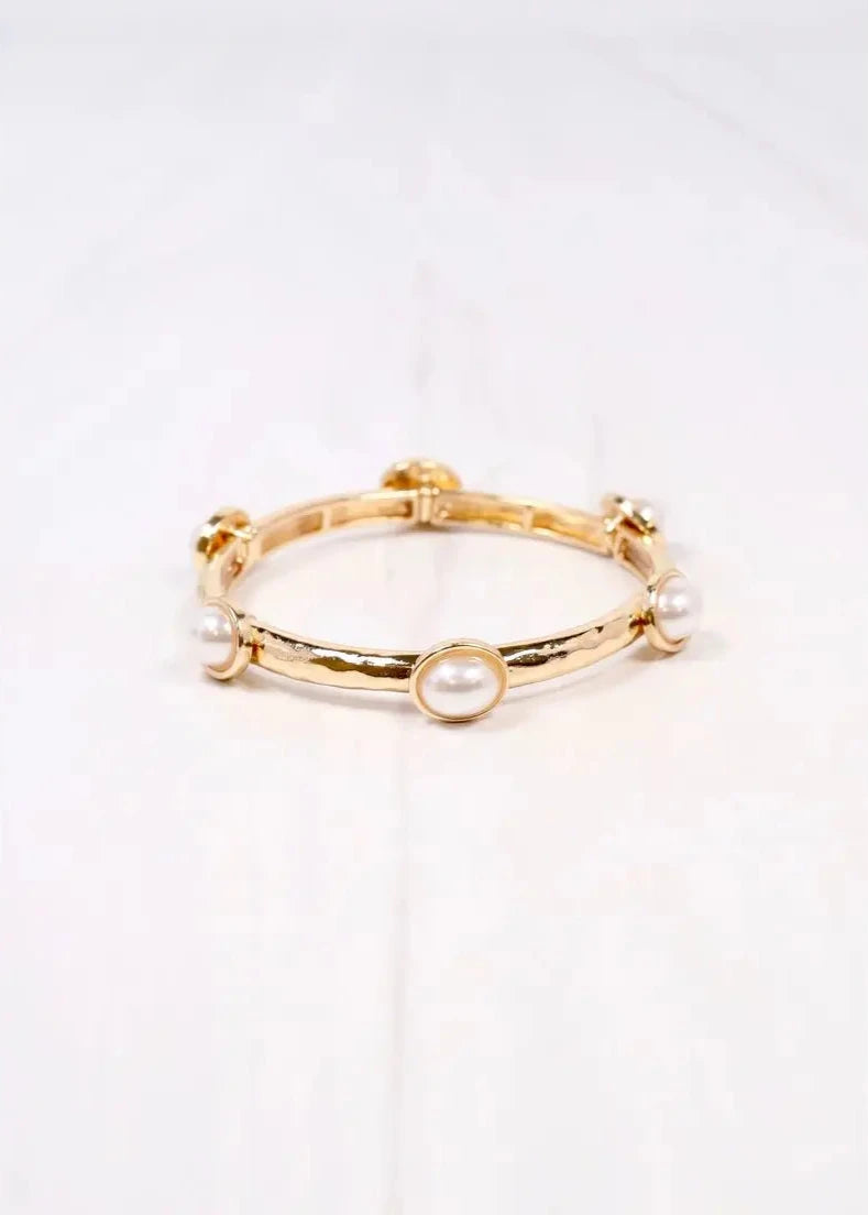 Caroline Hill: Piers Stretch Bracelet with Pearls
