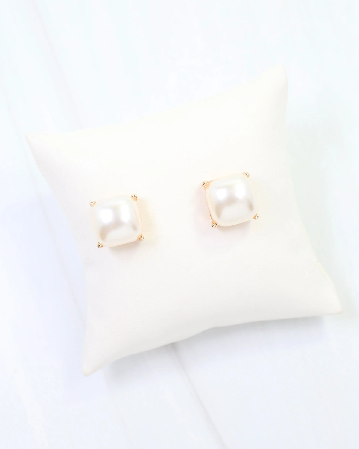 Caroline Hill: Mavis Square Pearl Stud Earring