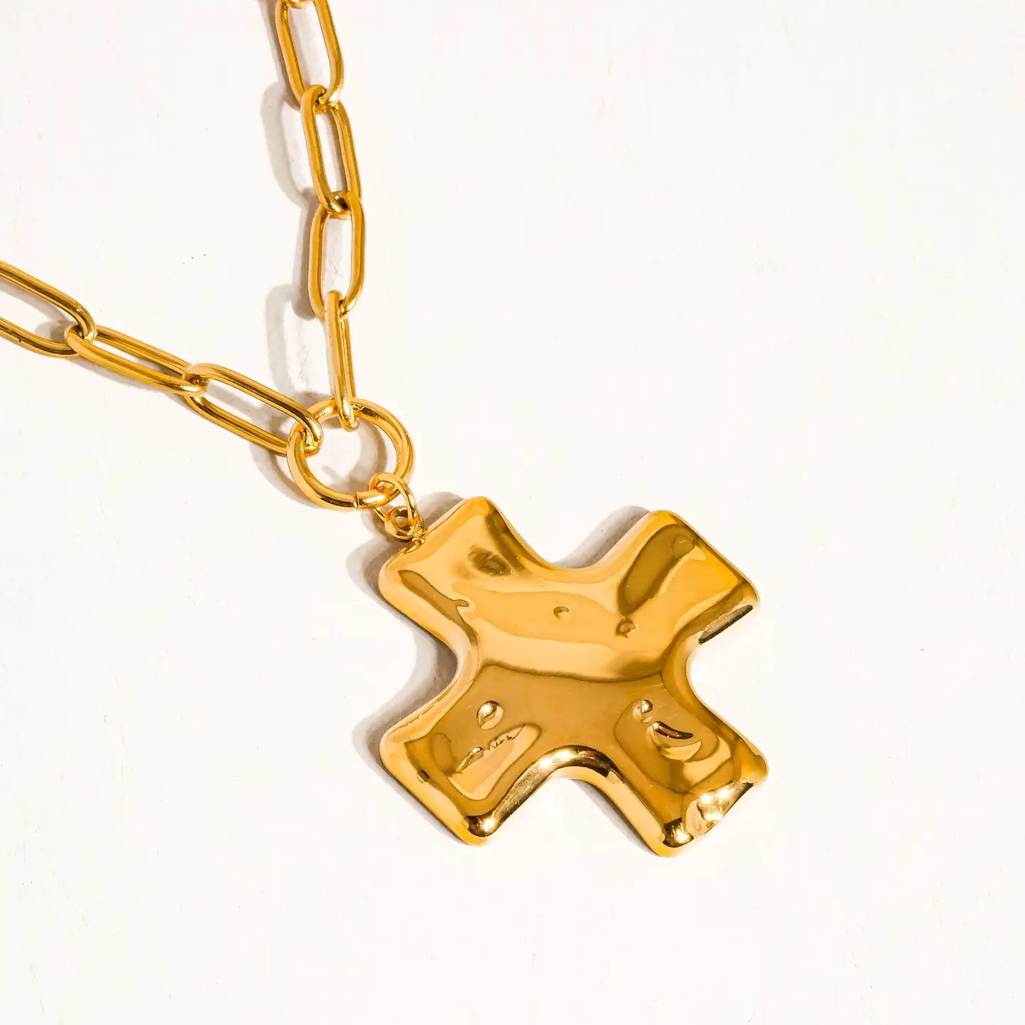 Flanerie: Bari 18K Non-Tarnish Cross Chain Necklace