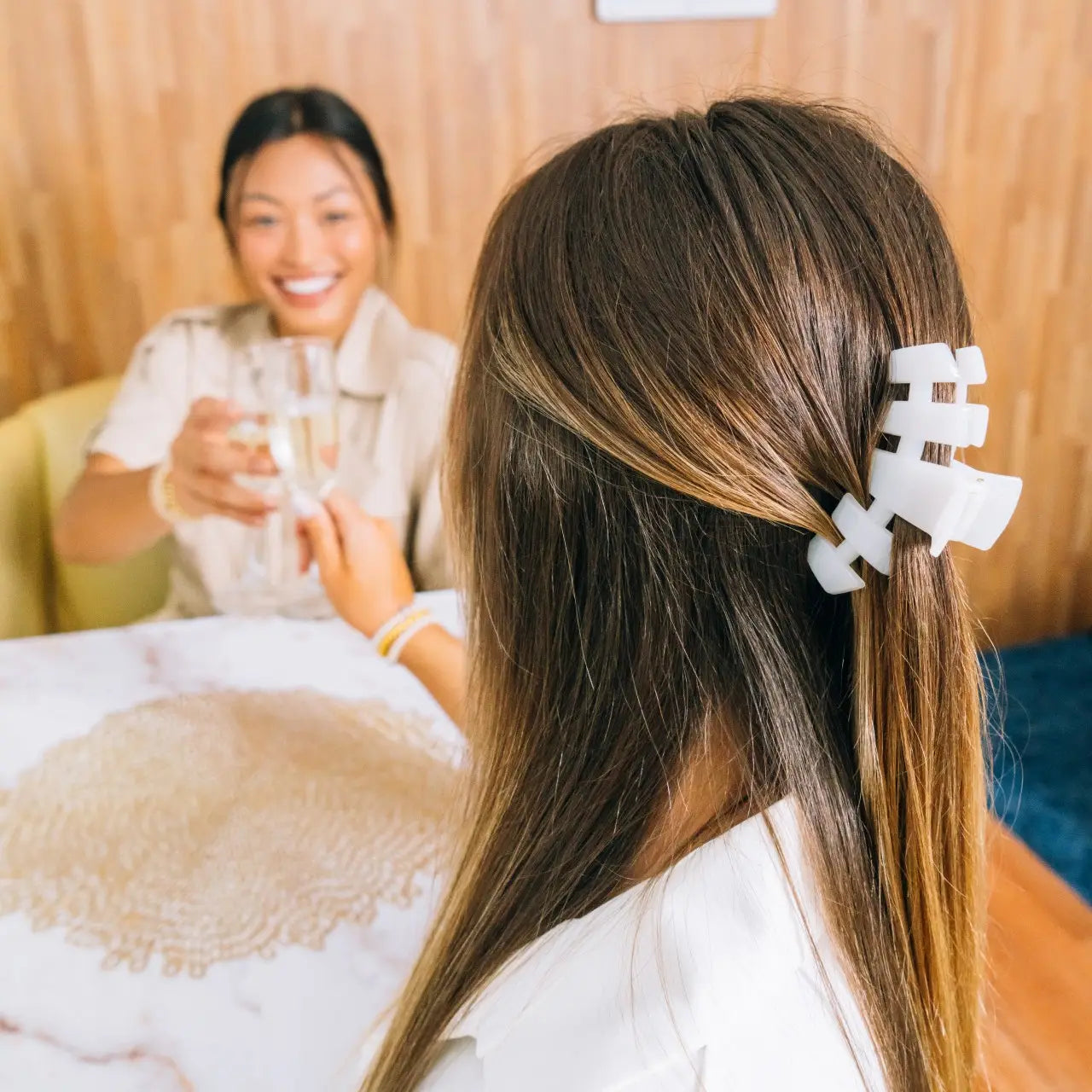 Teleties: Classic Medium Hair Clip, Coconut White