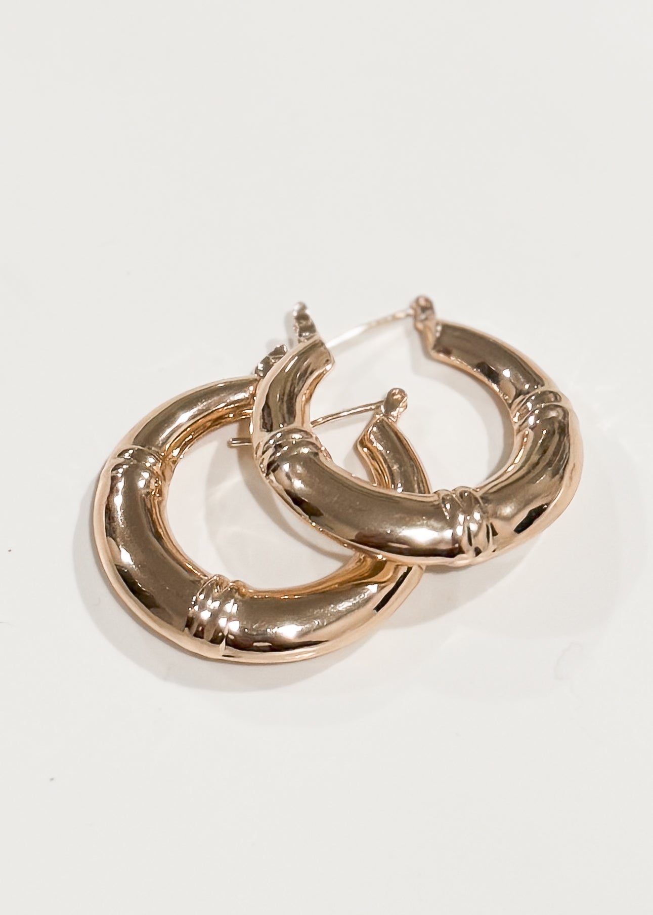 At the Shore Textured Hoops