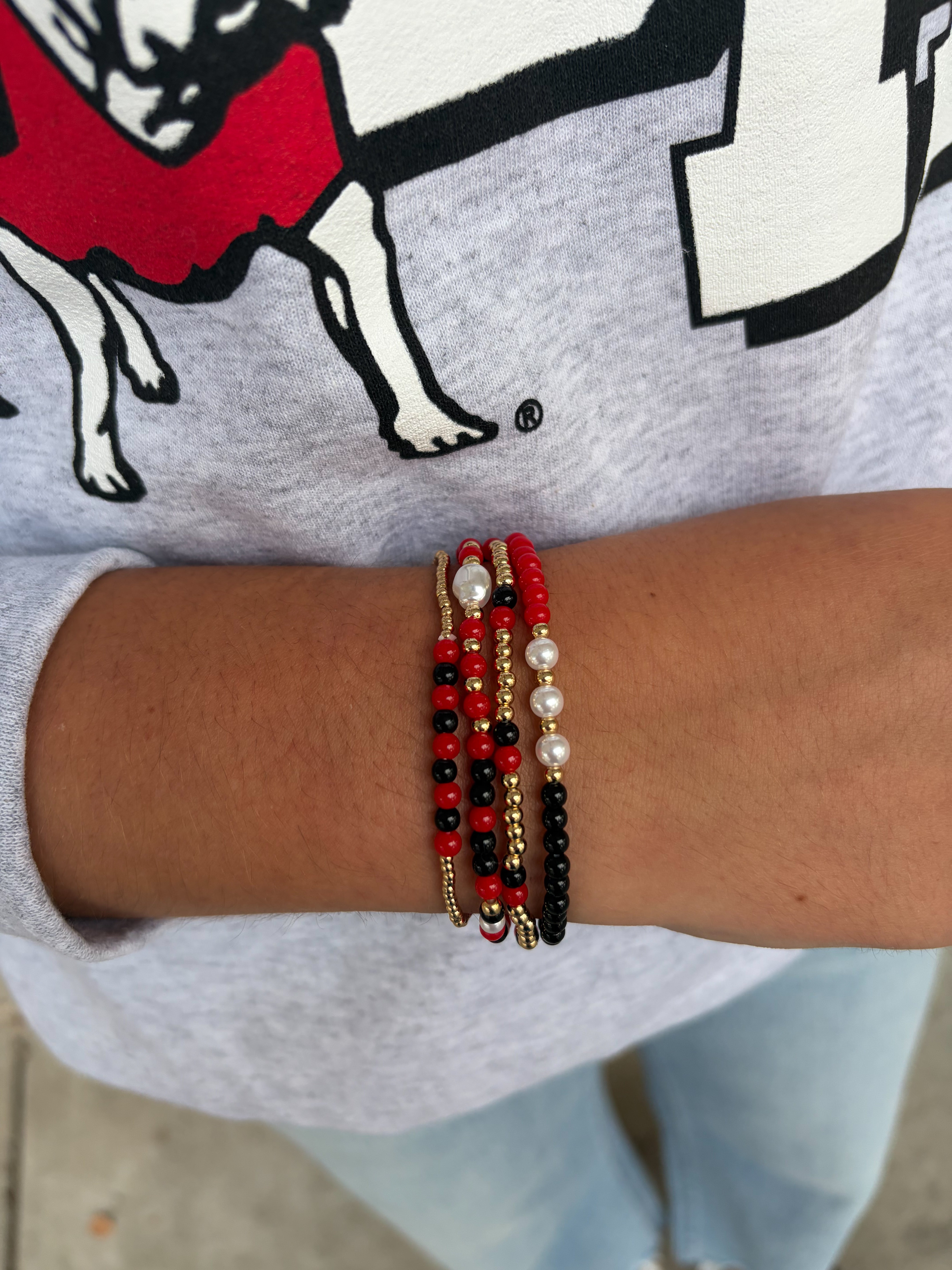 Caroline Hill: Josie Beaded Bracelet Set Red Black