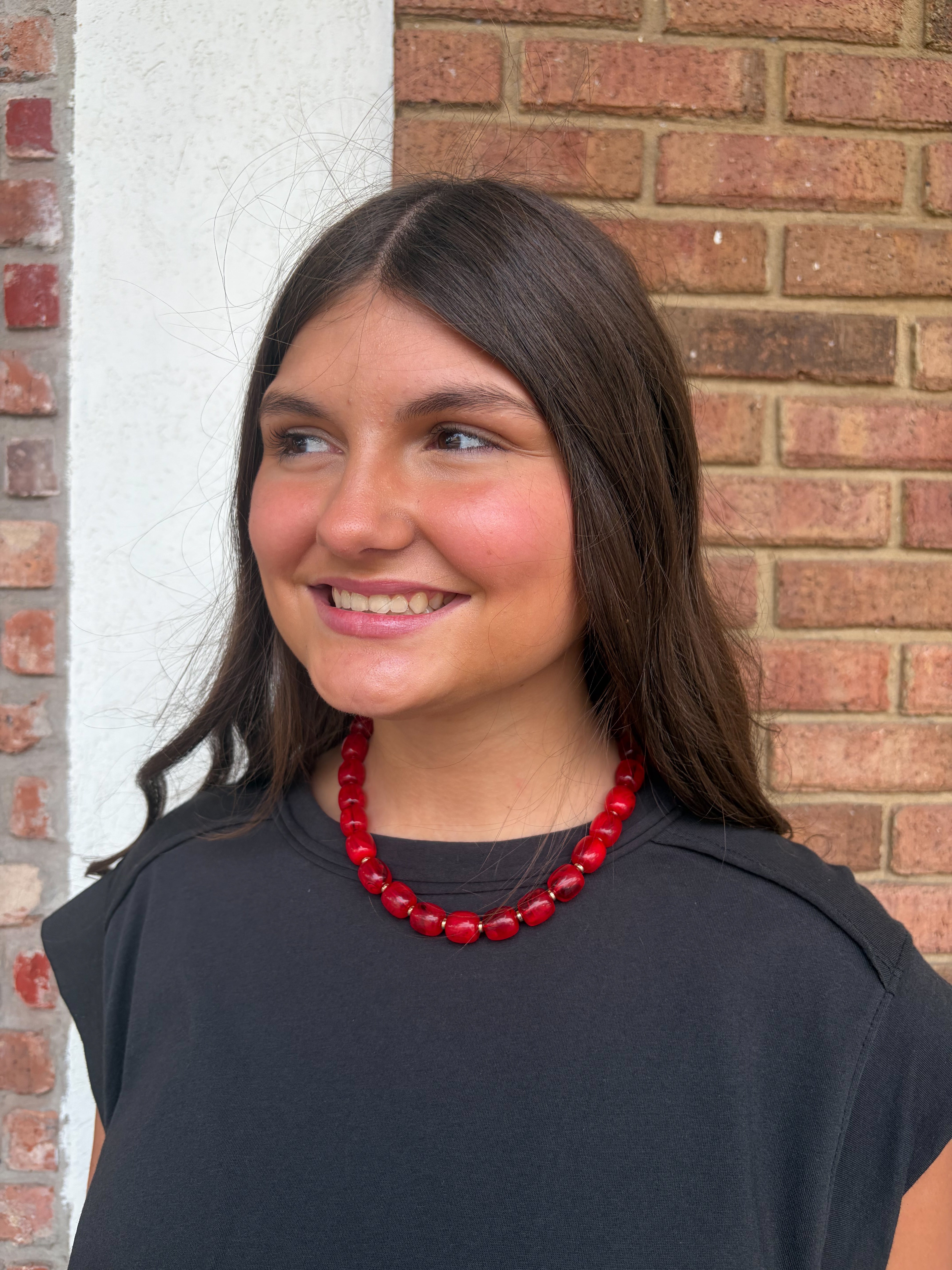 Caroline Hill: Karsyn Beaded Magnetic Necklace - Red