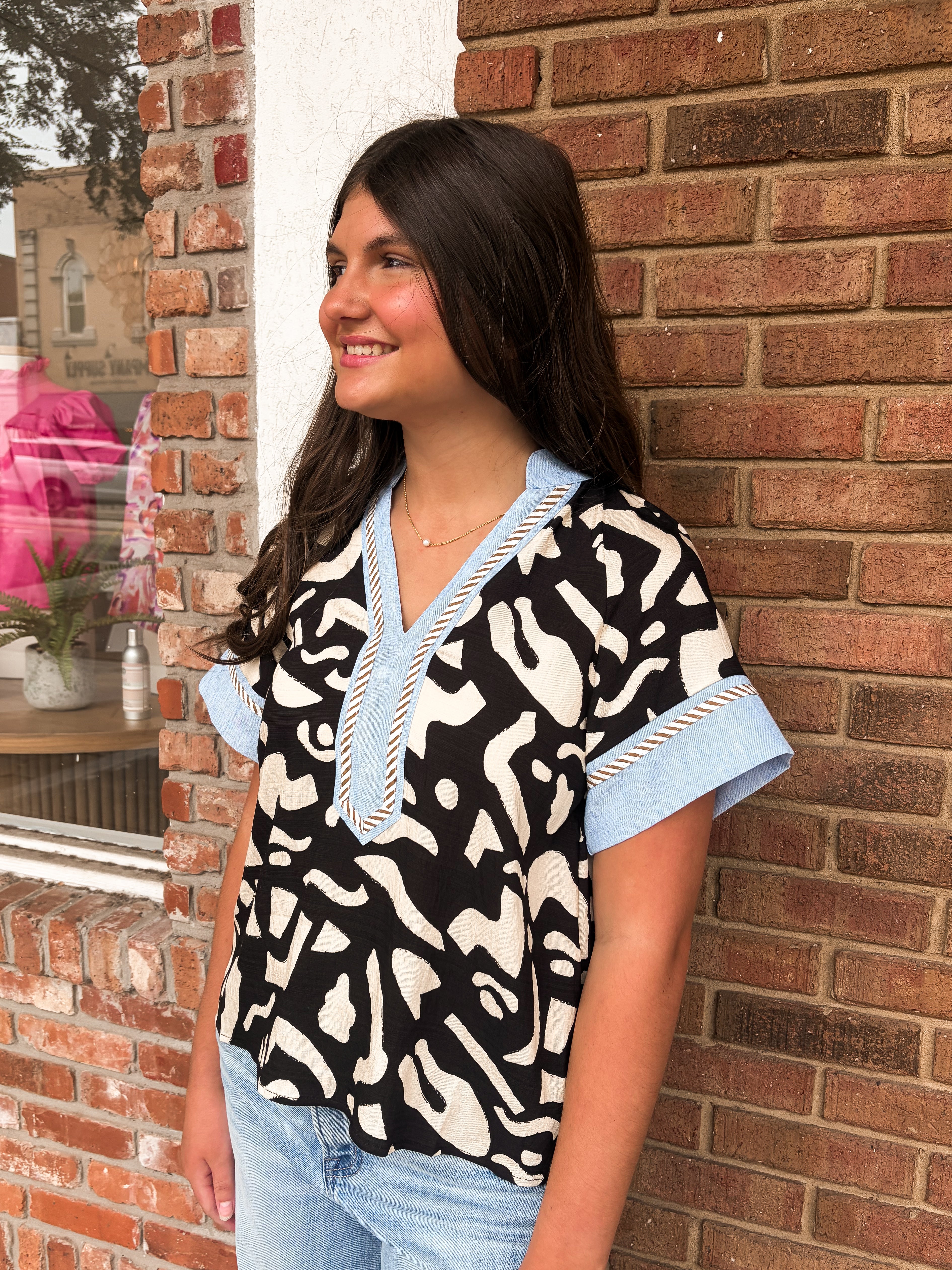 THML: Opal Black and White Top