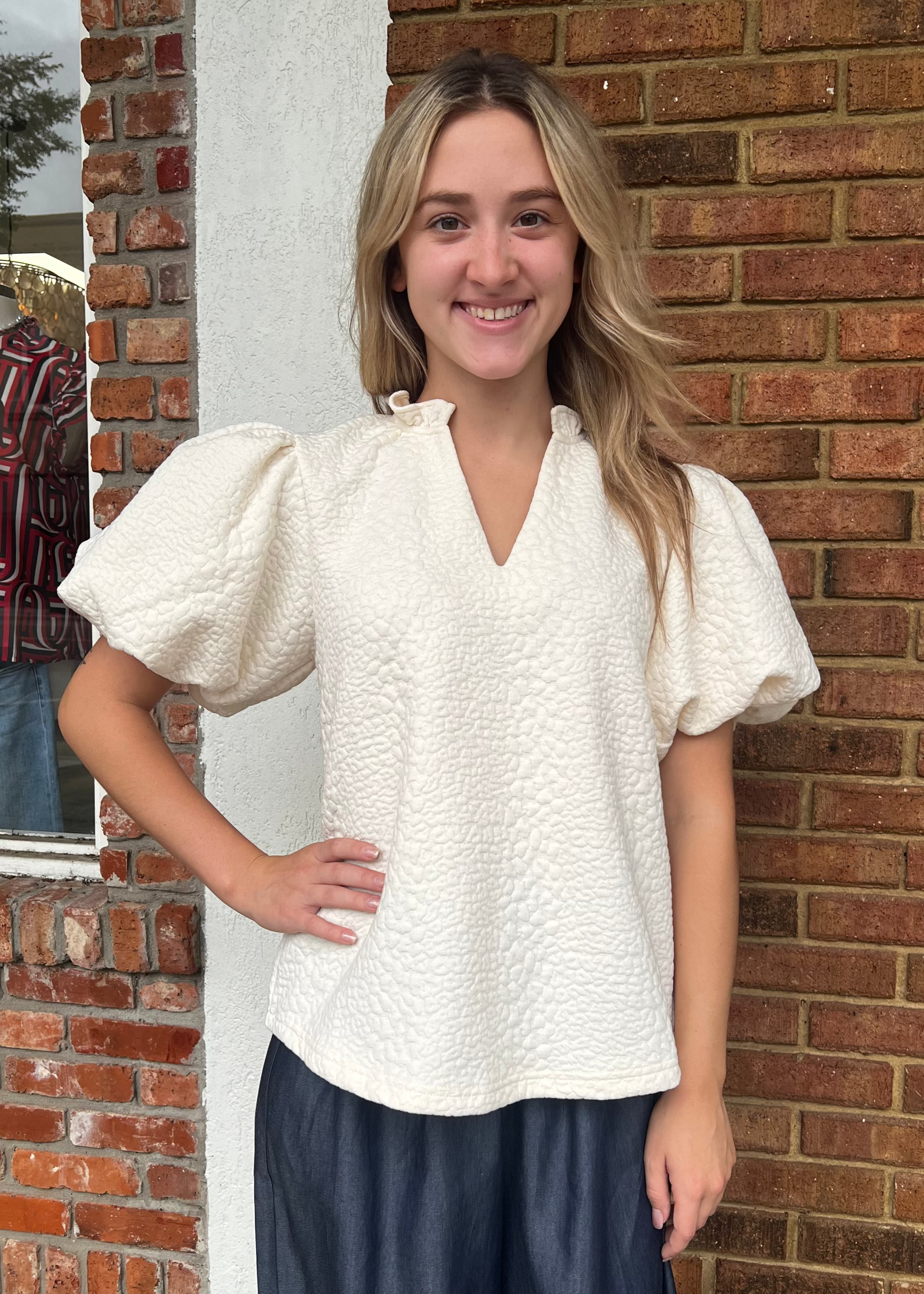 THML: Abby Puff Sleeve Textured Top