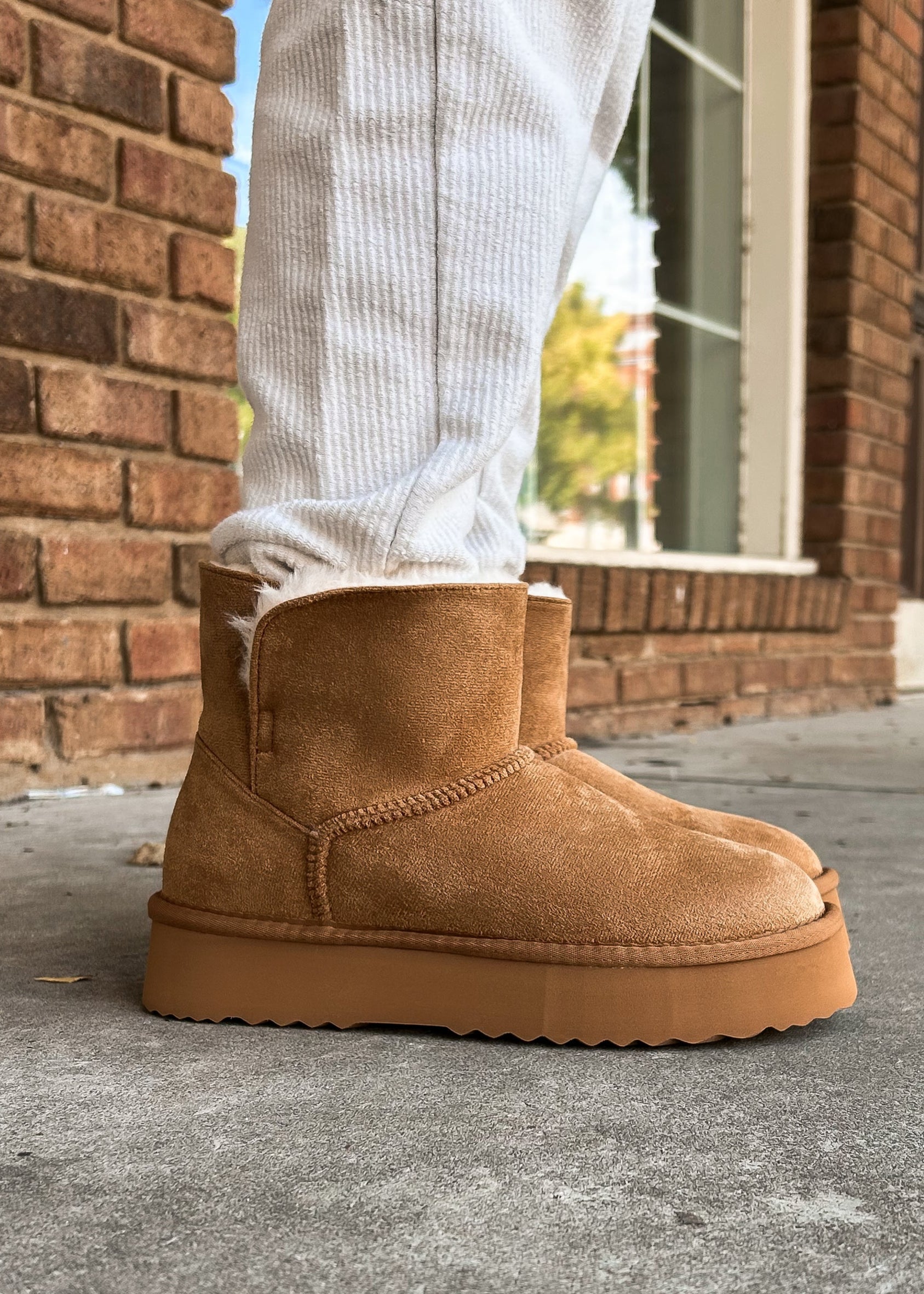 Beach X Matisse: Yukon Ankle Boot, Chestnut