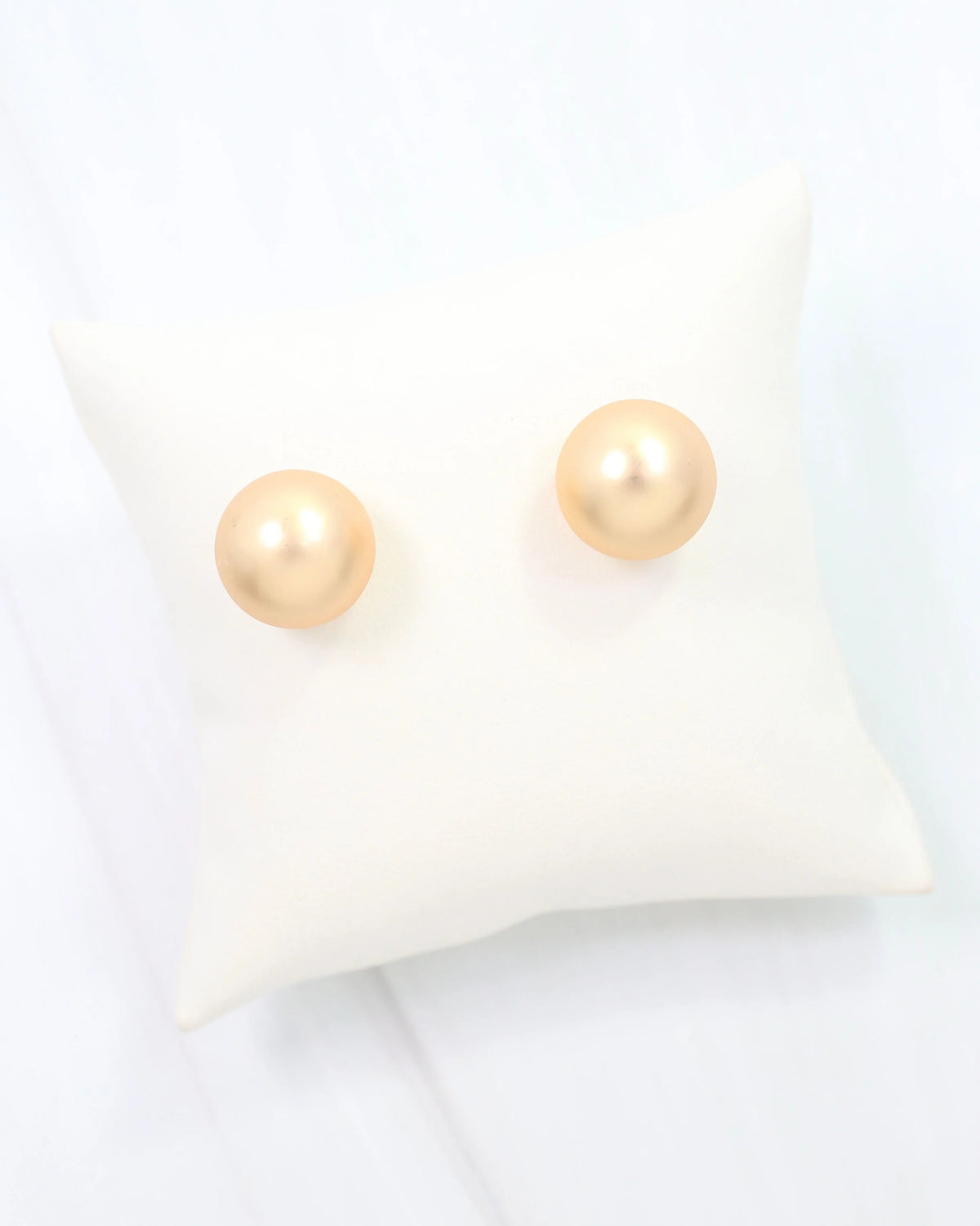 Caroline Hill: Bailey Large Ball Earring WR Worn Gold