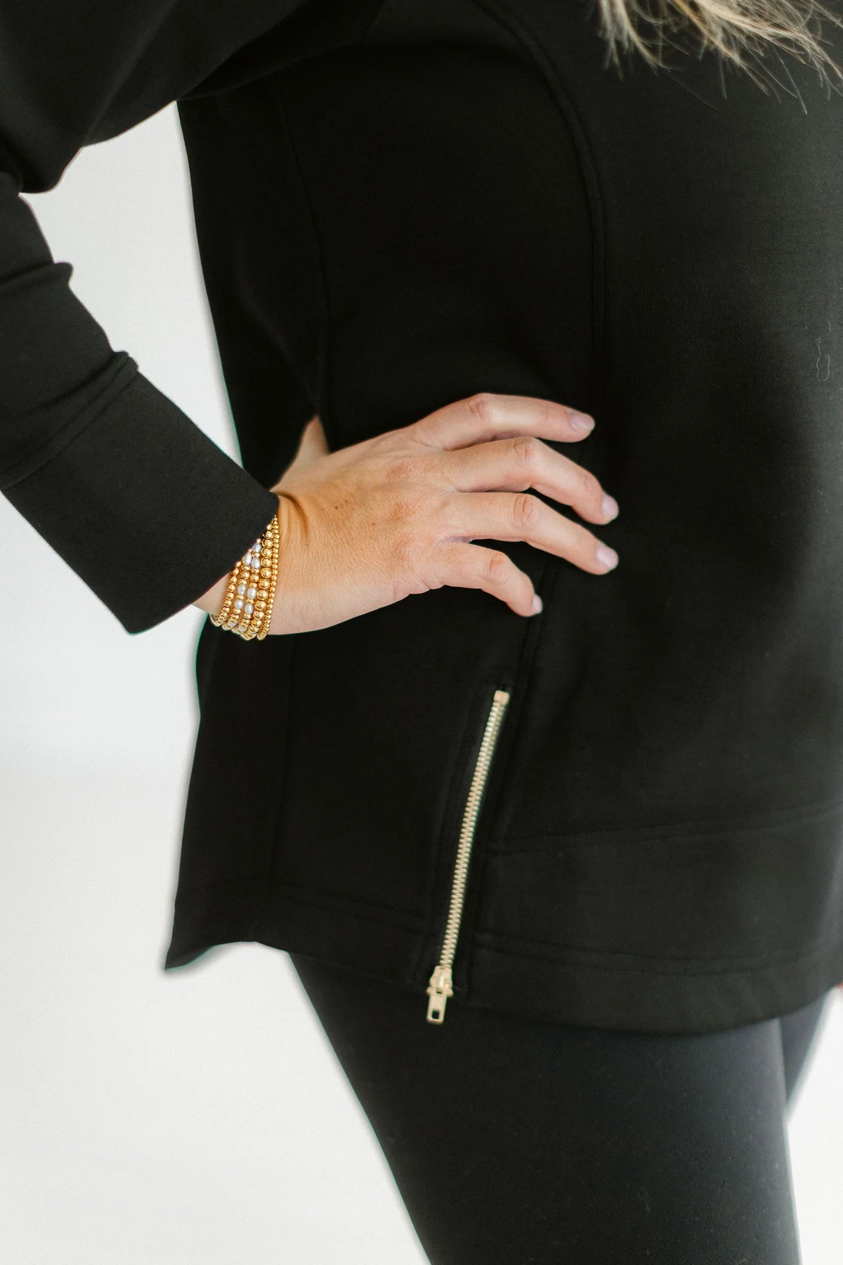 Tatum James: Addison Pullover - Black