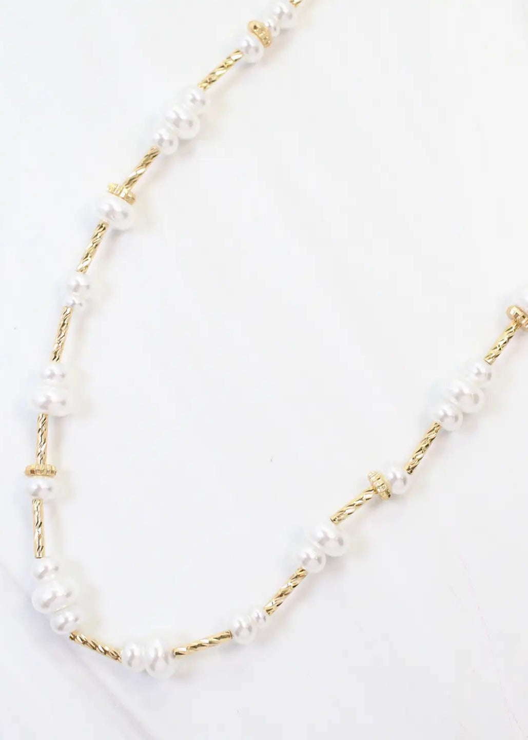 Caroline Hill: Lola 18" Beaded Necklace Pearl