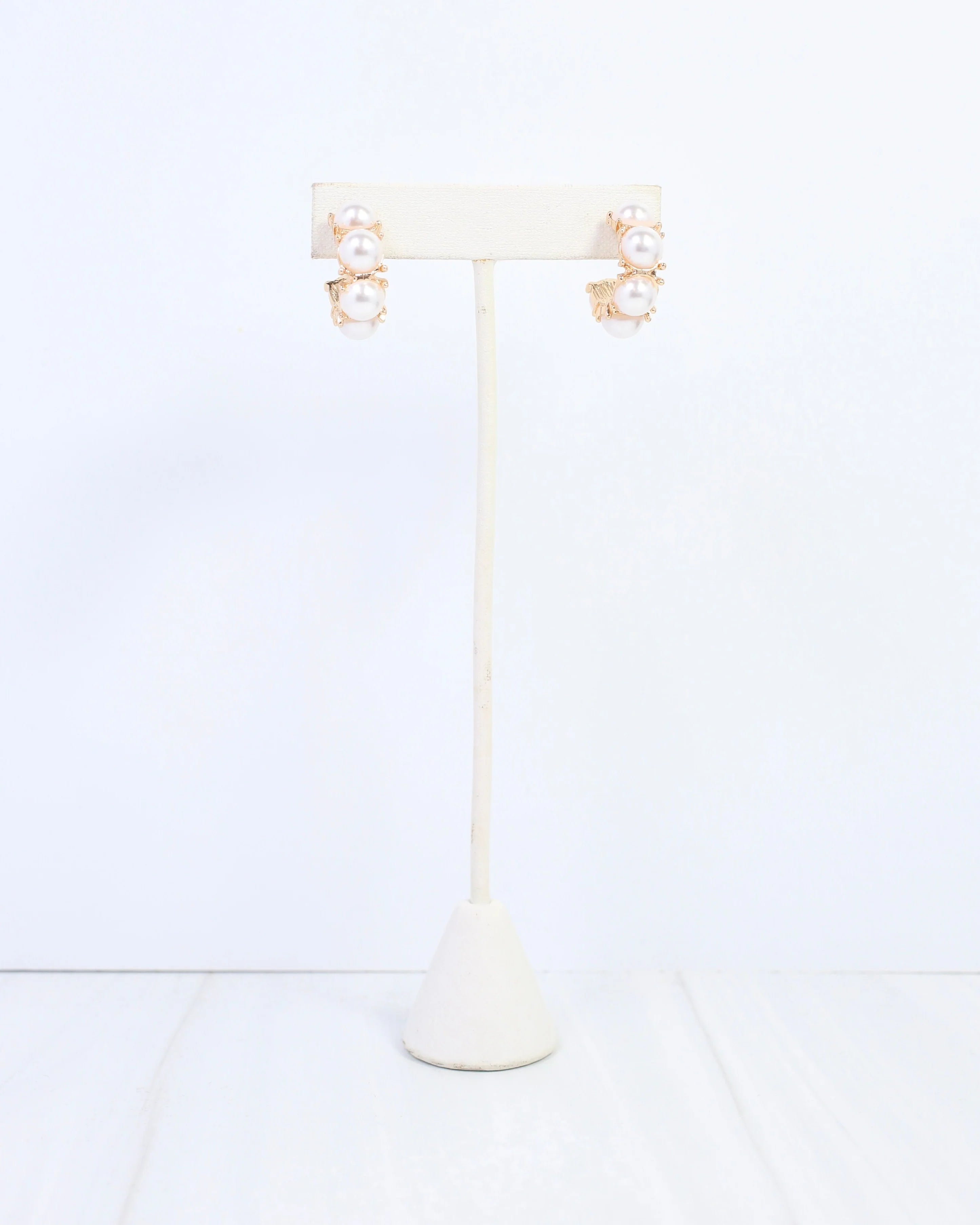Caroline Hill: Cleo Pearl Small Hoop Earring Cream