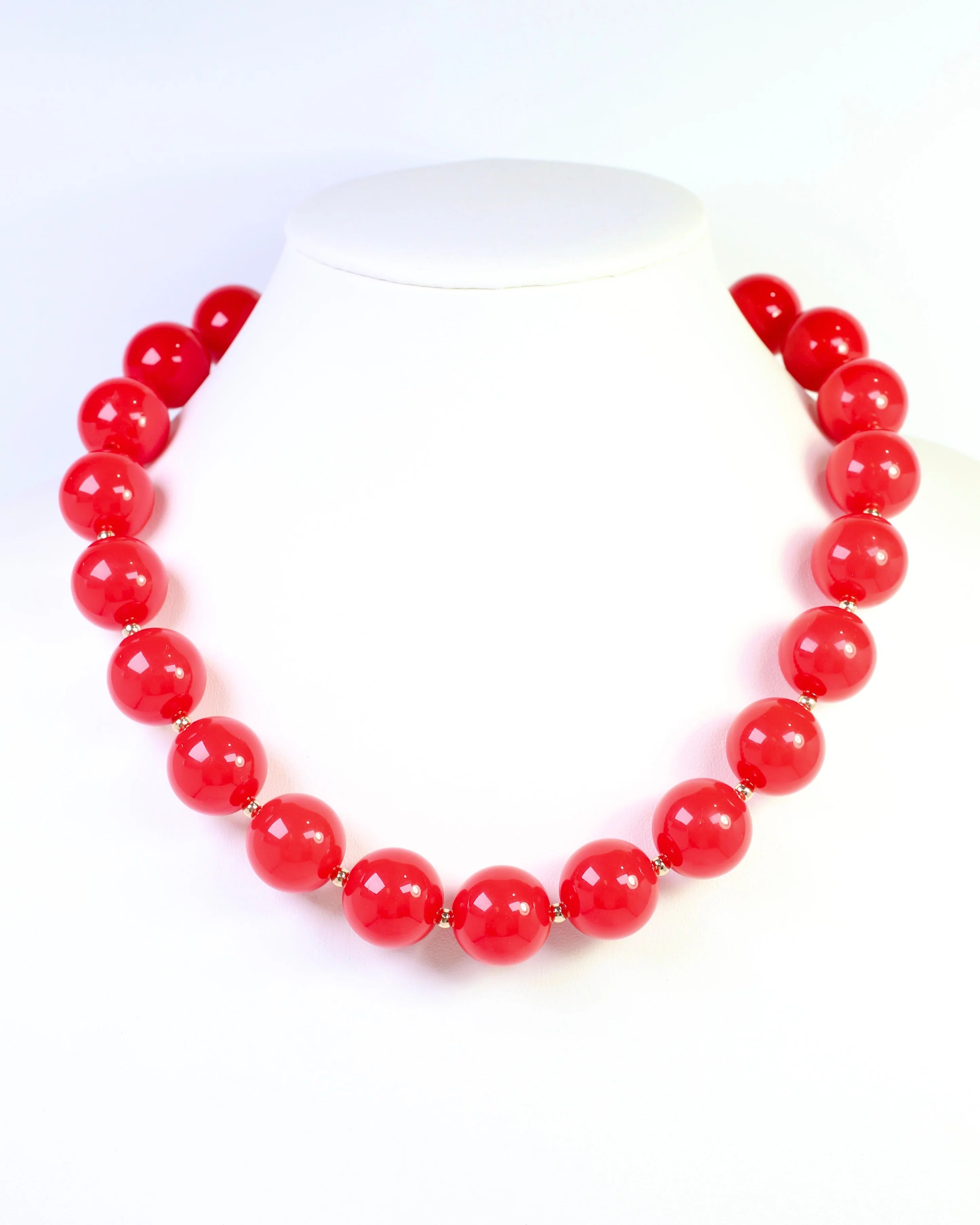 Caroline Hill: Megan Beaded Necklace Red